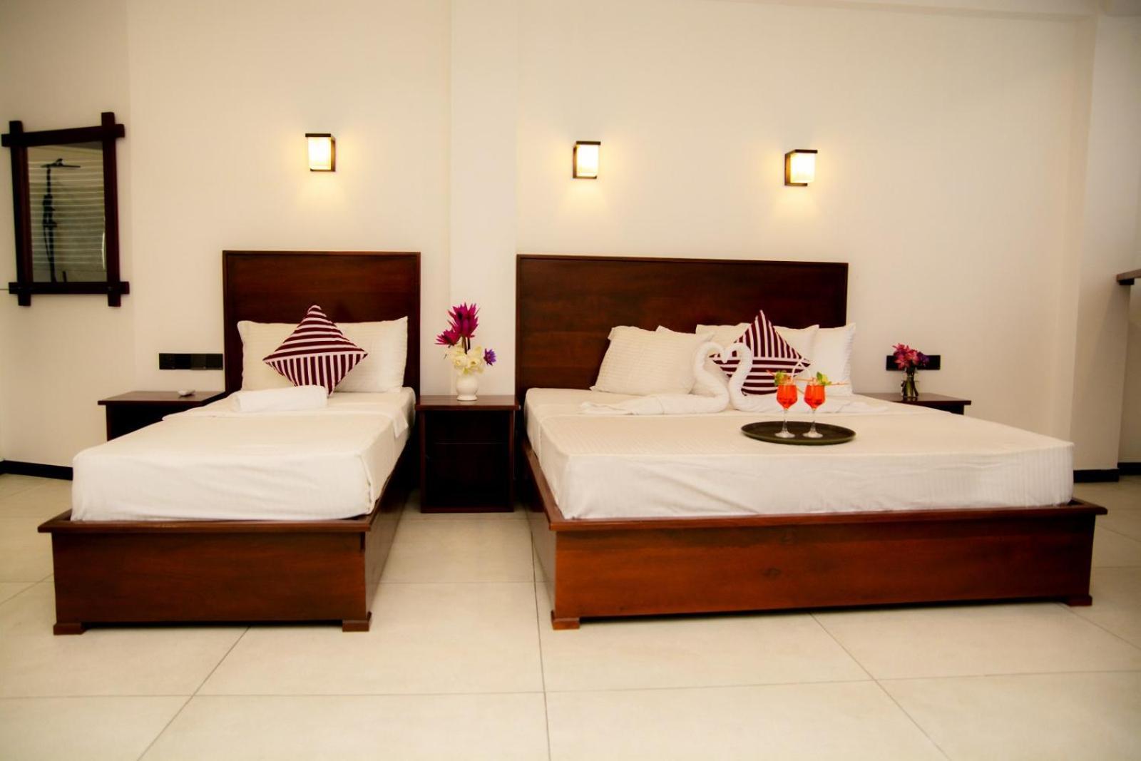 Coconut Style Restaurant & Milinda Guest Hotel Unawatuna Buitenkant foto
