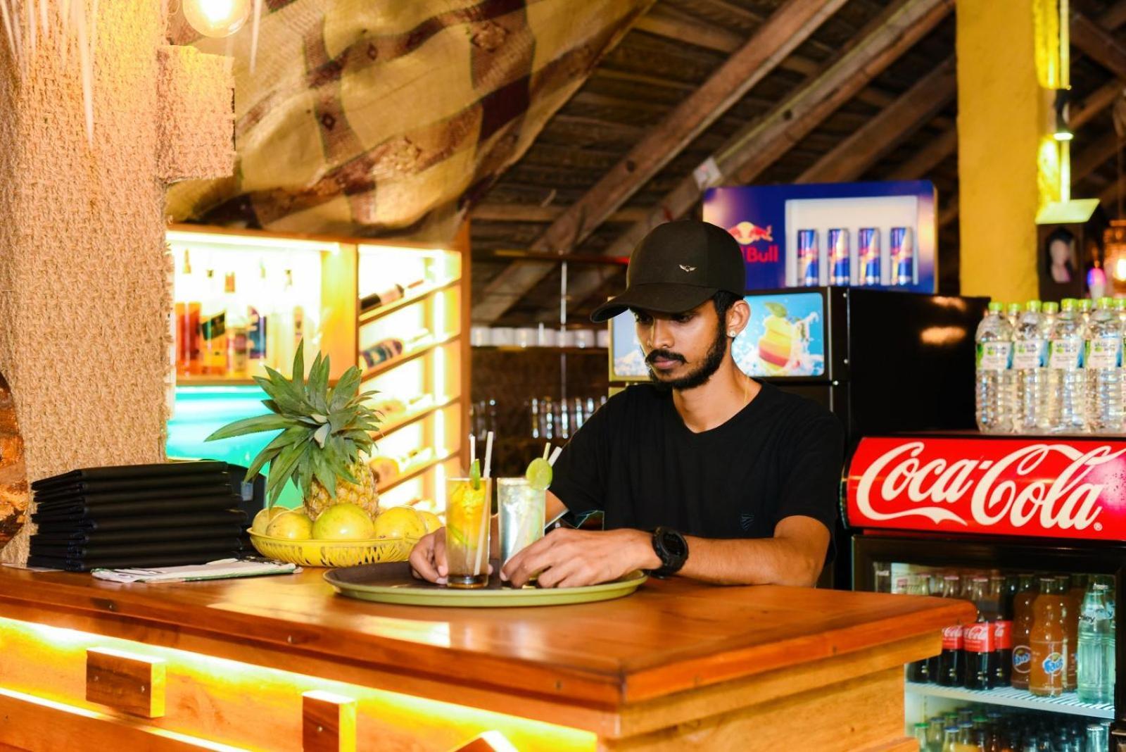 Coconut Style Restaurant & Milinda Guest Hotel Unawatuna Buitenkant foto