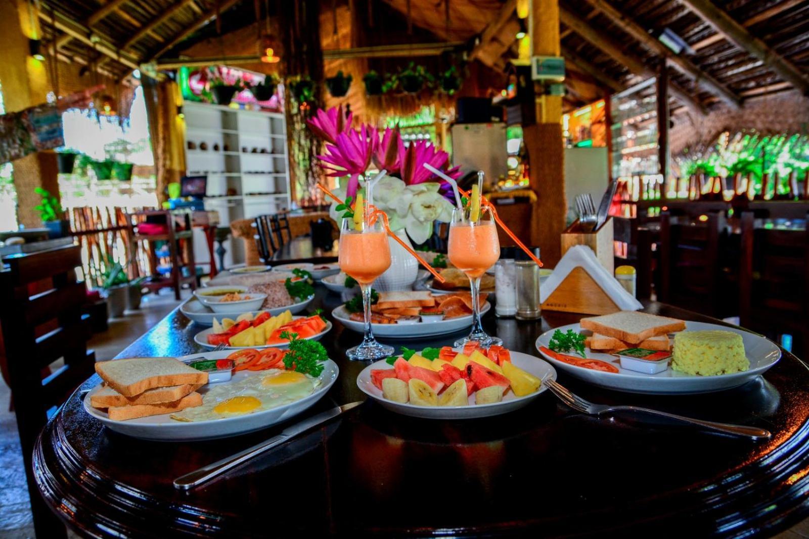 Coconut Style Restaurant & Milinda Guest Hotel Unawatuna Buitenkant foto
